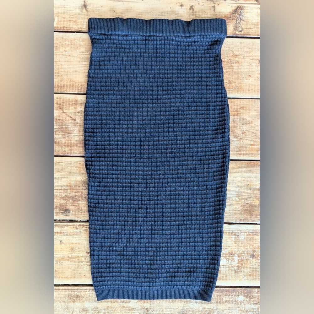 Black Waffle Knit Pencil Skirt Stretch Sweater Skirt Minimalist Size S/M